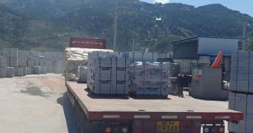 丹东 芝麻白仿形路沿石，直形路沿石