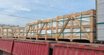 丹东 芝麻白花岗岩地铺石出口专车-泰国游