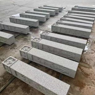 丹东 白麻方柱雕花防水