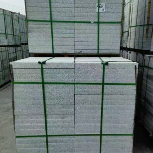 丹东 芝麻白火烧，园林广场市政工程地铺石，1.8~5.0厚均有现货