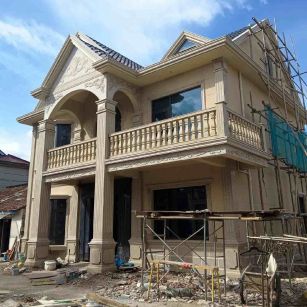 丹东 黄金麻花岗岩石材私人别墅雕花门楼柱阳台栏杆