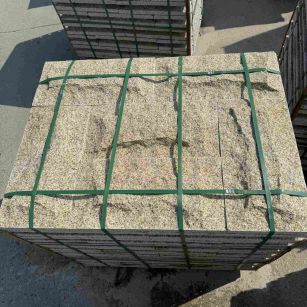 丹东 黄金麻花岗岩石材自然面蘑菇石成品