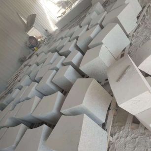 丹东 白麻花岗岩异形坐凳