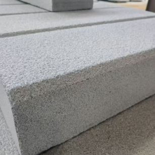 丹东 芝麻灰荔枝面路沿石