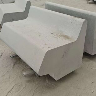 丹东 芝麻白花岗岩异形坐凳，石凳