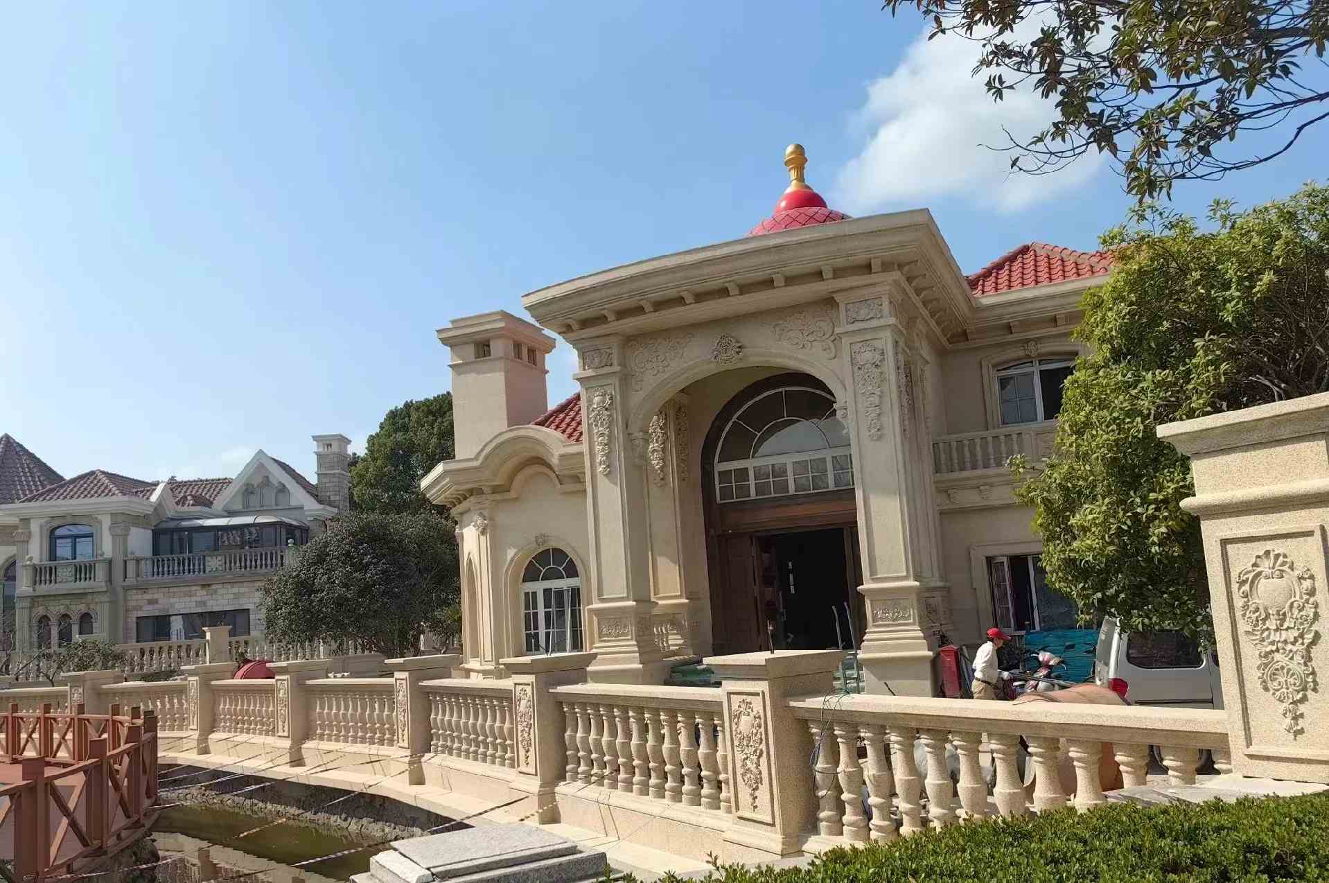 丹东 黄金麻花岗岩欧式别墅