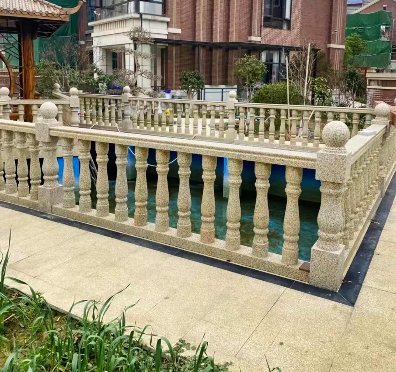 丹东黄金麻花岗岩石材栏杆，扶手，将军柱，花瓶柱