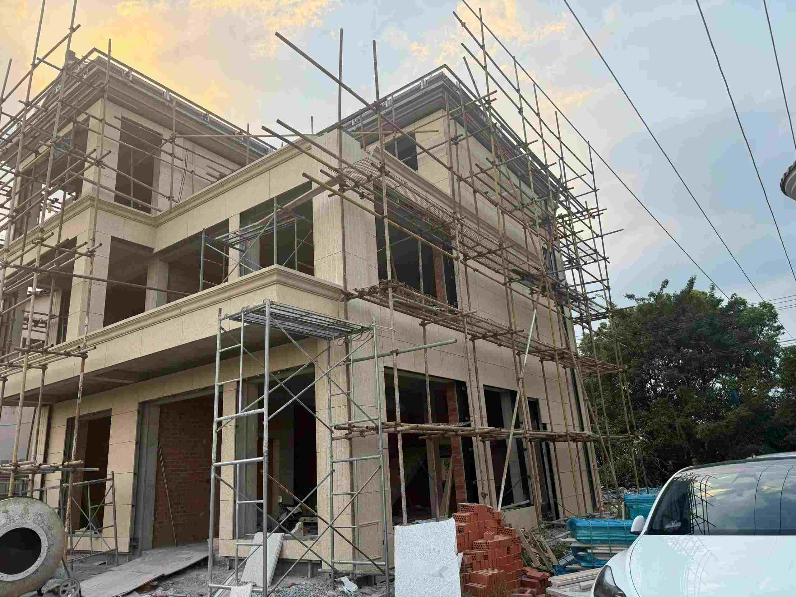 丹东 黄金麻荔枝面花岗岩外墙干挂