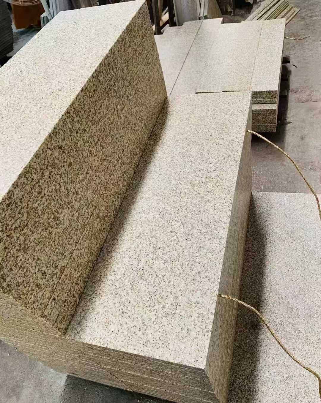 丹东 黄金麻荔枝面外墙干挂成品