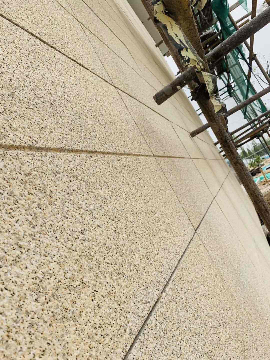 丹东 黄金麻花岗岩荔枝面外墙干挂石材效果示例